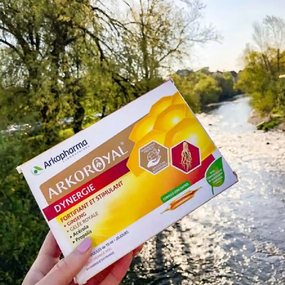 Arkoroyal Dynergie kompleks z matičnim mlečkom Arkopharma, acerolo in propolisom, ampule (20 x 10 ml)