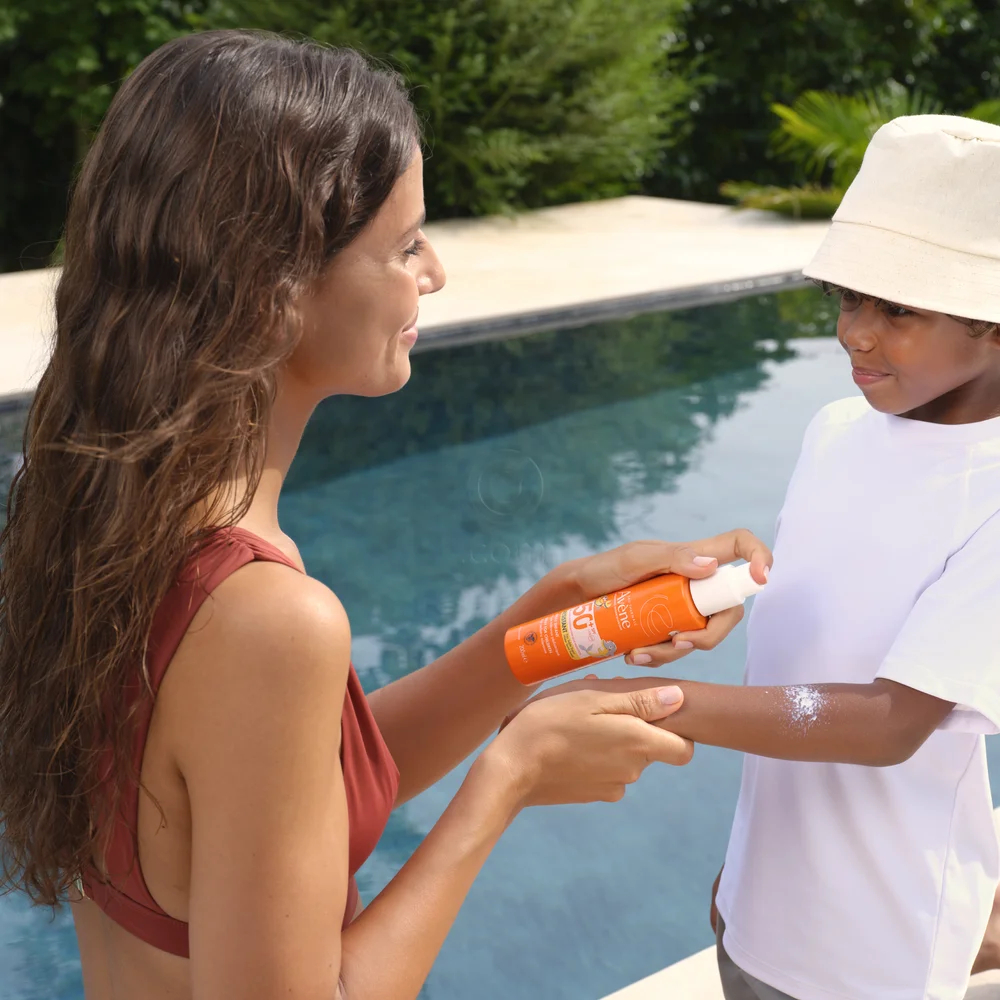 Avene Sun, zelo visoka zaščita pred soncem za otroke  - ZF50+ (200 ml)