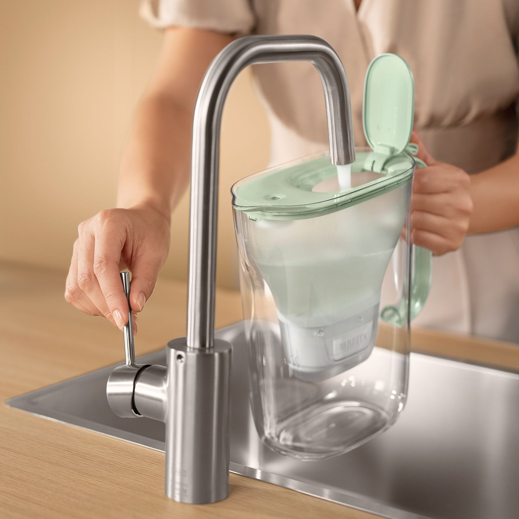 BRITA Style Eco, vrč za filtriranje vode - sea green - 2,4 l (1 komplet)