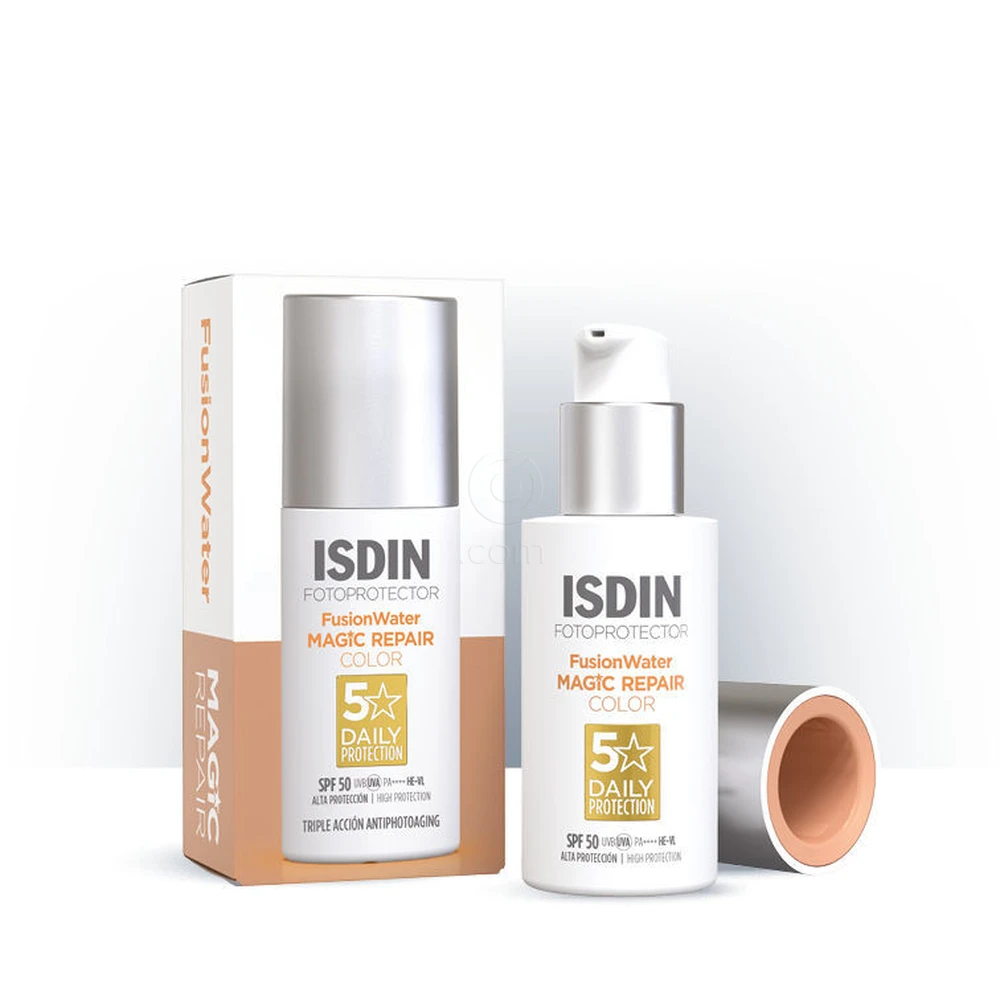 ISDIN Fotoprotector Fusion Water Magic Repair, izjemno lahka obarvana krema - ZF50 (50 ml)