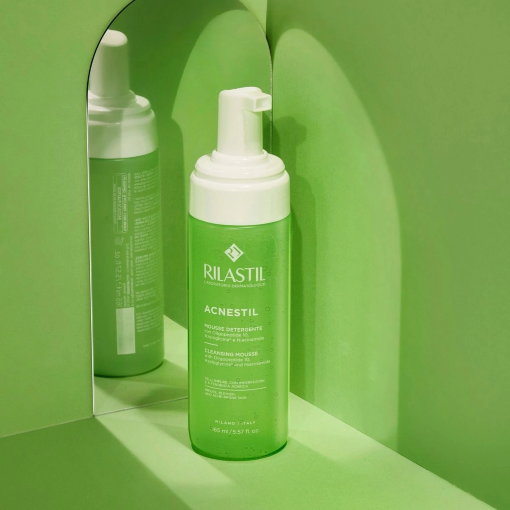 Rilastil Acnestil, čistilna pena (165 ml)
