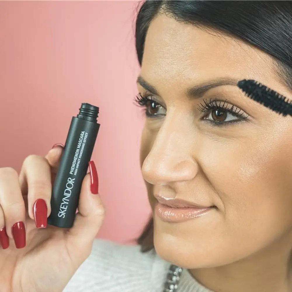 Skeyndor Phenomenon, maskara za volumen z učinkom umetnih trepalnic (14 ml)
