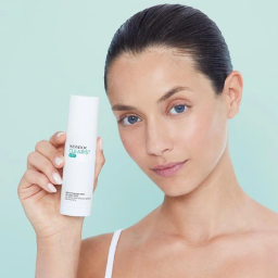 Skeyndor Clearist CTX, matirajoča gel - emulzija za mešano in mastno kožo (50 ml)